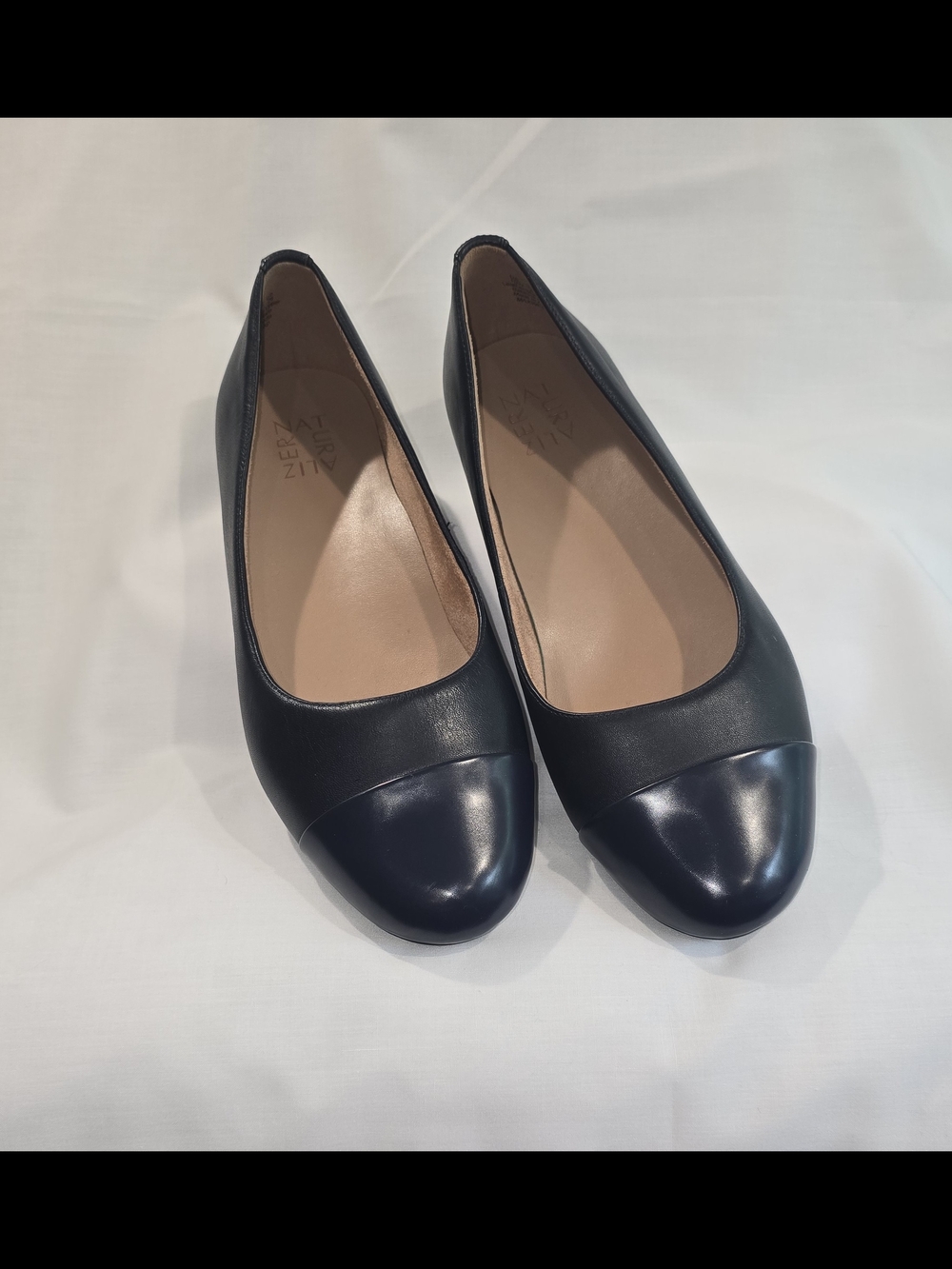 Navy Blue Leather Cap-Toe Ballerina Flats From Naturalizer, Size 10W